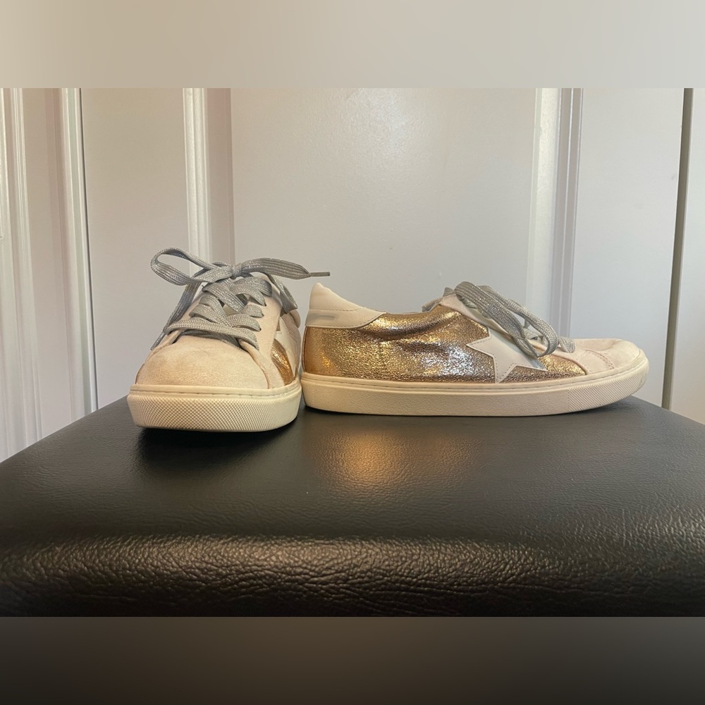 EUC Stylish Gold and White Women's Sneakers